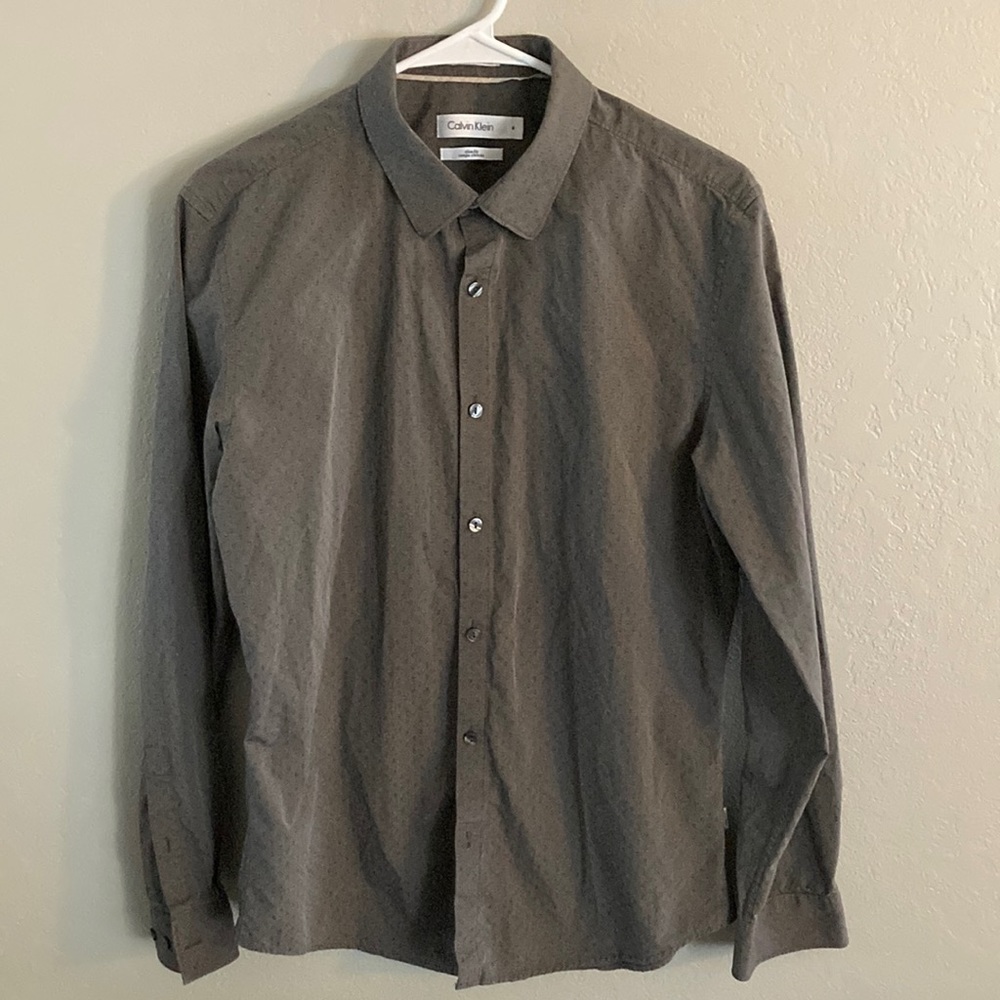 Calvin Klein gray slim fit button down shirt